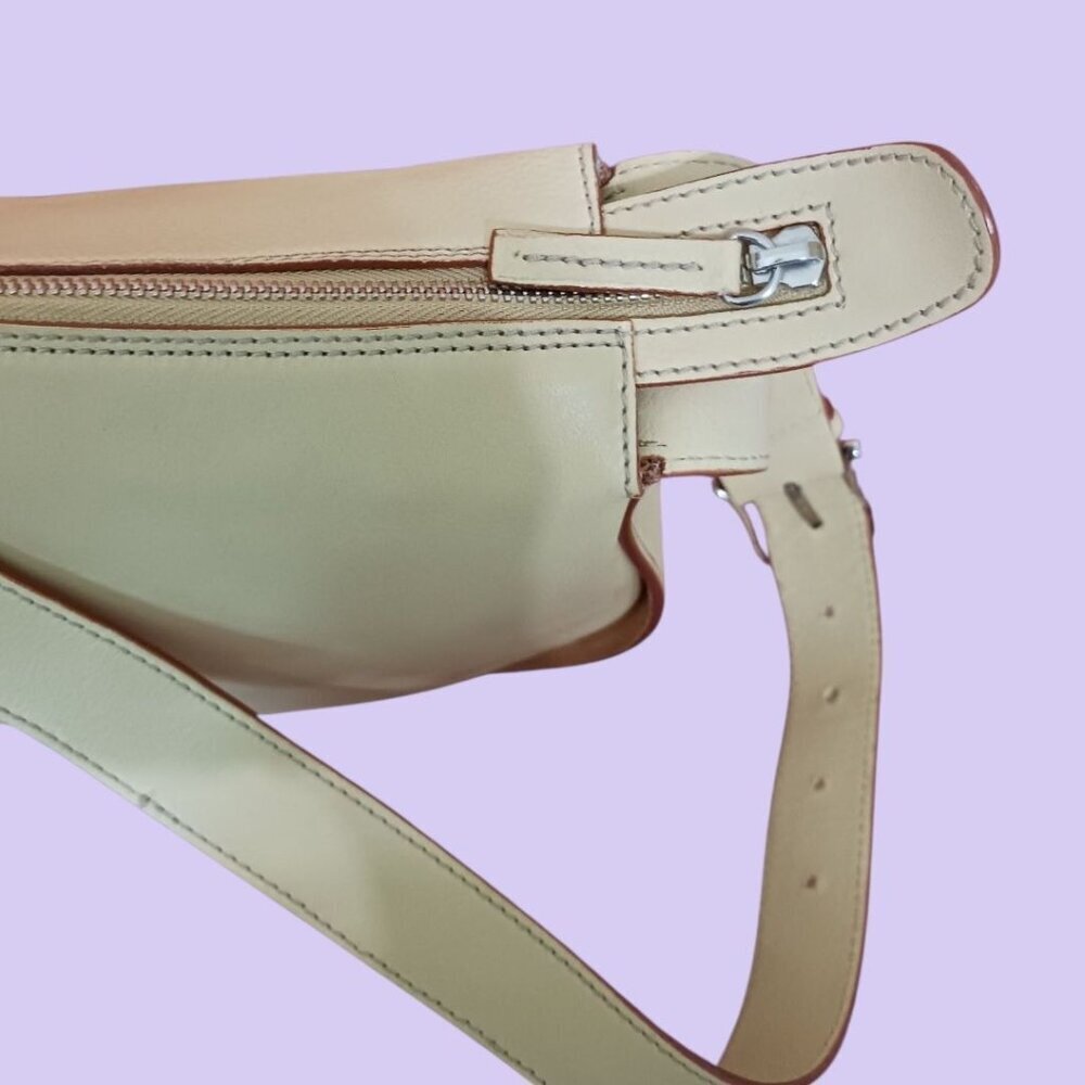 Toscanella Leather Shoulder Bag  Adjustable Strap & Zip Closure Butter yellow - Picture 6 of 10